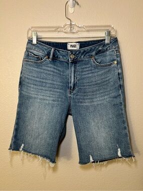 PAIGE Jax Knee Shorts Medium Wash Raw Hem Mid Rise Denim NWOT | Size 28